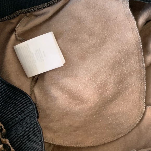 Italian leopard print pants with rhinestone design - Picture 9 of 12